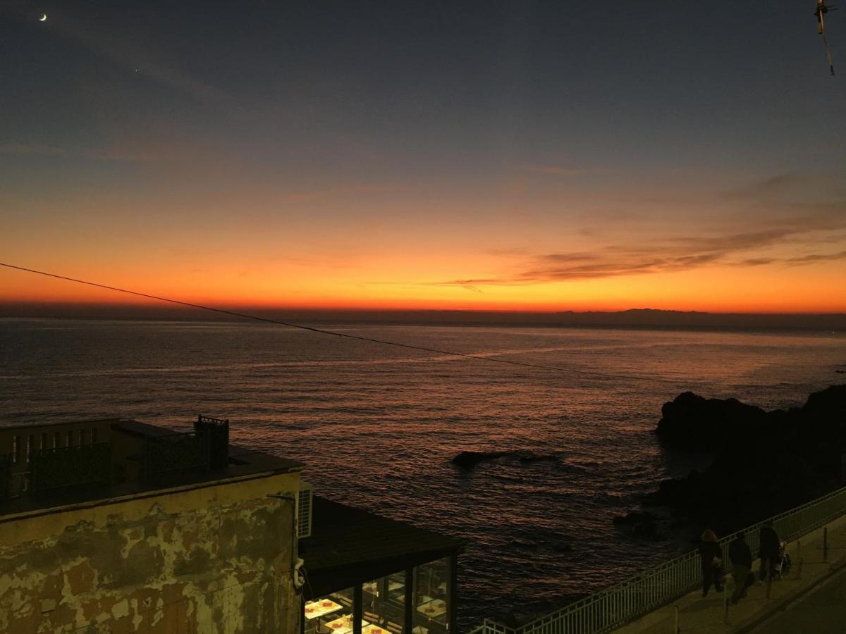 Romantic Sea View Flat In Genova Bagian luar foto