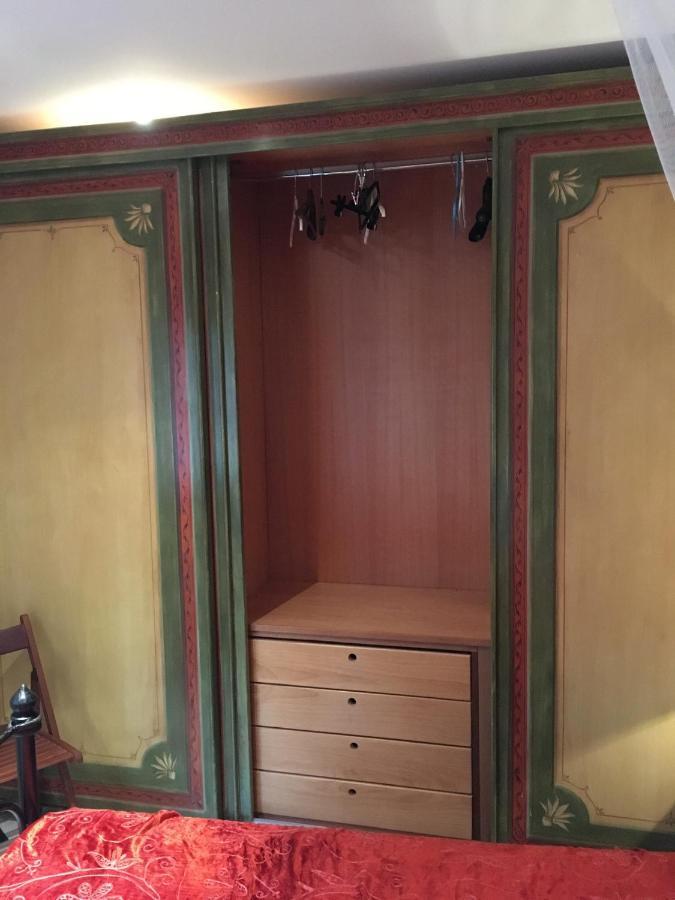 Romantic Sea View Flat In Genova Bagian luar foto