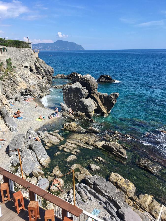 Romantic Sea View Flat In Genova Bagian luar foto