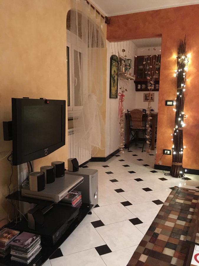 Romantic Sea View Flat In Genova Bagian luar foto
