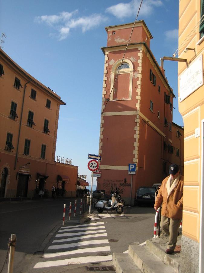 Romantic Sea View Flat In Genova Bagian luar foto