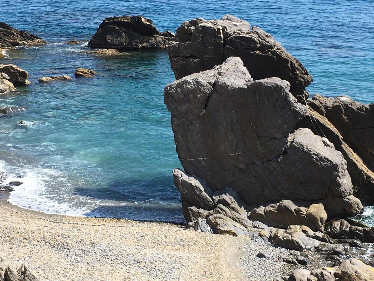 Romantic Sea View Flat In Genova Bagian luar foto